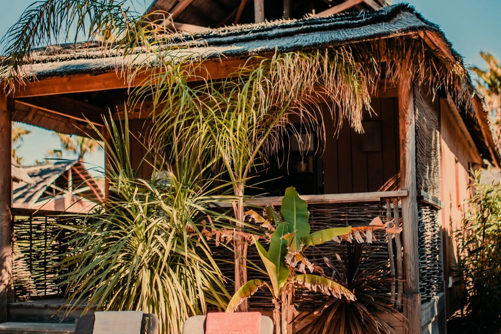 Garden Tiki Hutte